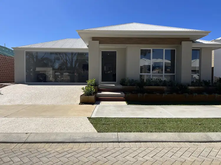 4 Boudicca Drive