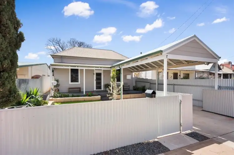 7 Rhodes Street, Kalgoorlie WA 6430