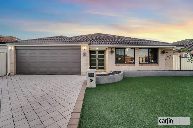 10 Murrumbidgee Drive, Hammond Park WA 6164