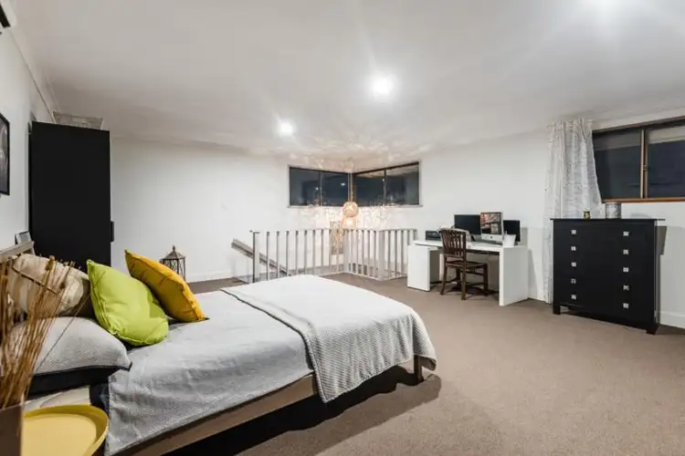 Sixth view of Homely house listing, 5 Javez Drive, Quinns Rocks WA 6030