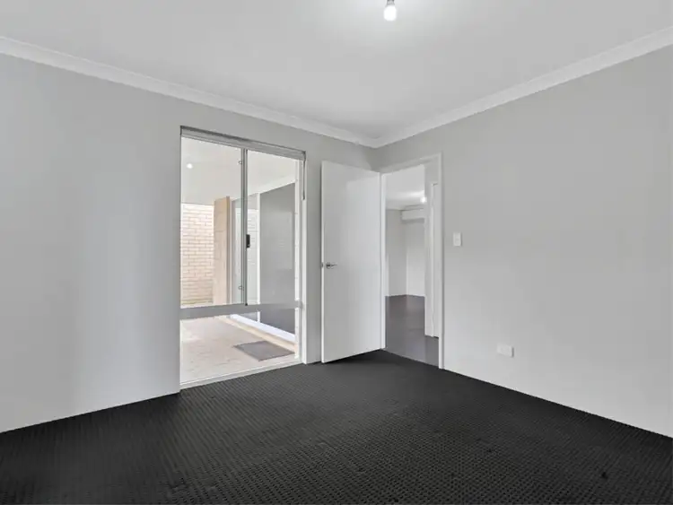 Sixth view of Homely house listing, 14 Carbeen View, Piara Waters WA 6112