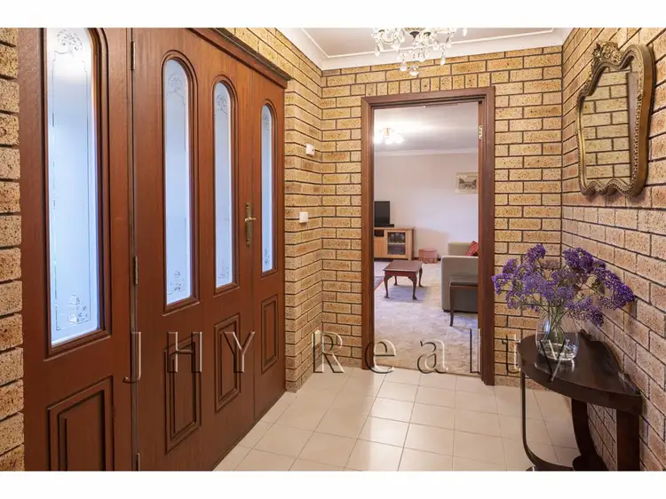 Fourth view of Homely house listing, 6 Pine Court, Quindalup WA 6281