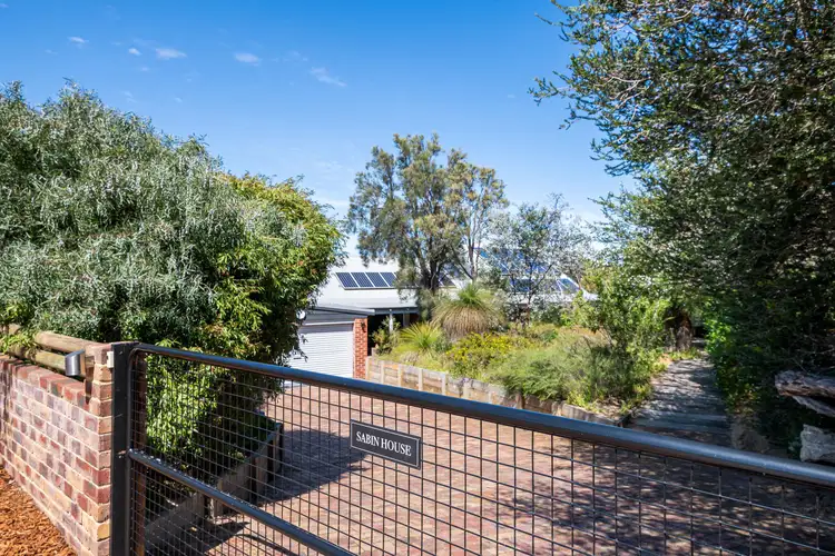 10 Mahonia Place, Duncraig WA 6023