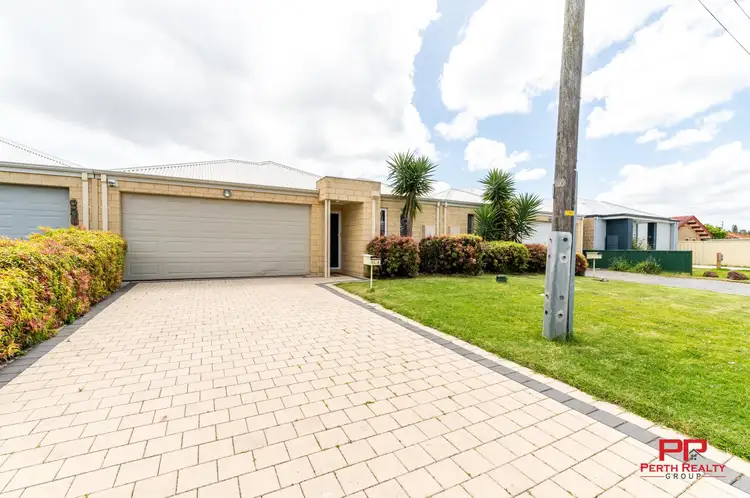 11B Lyrebird Way, Thornlie WA 6108