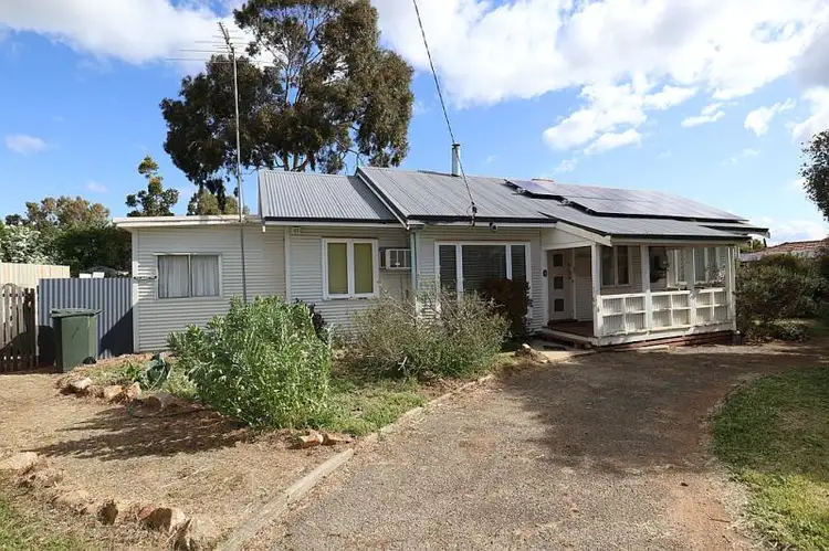 16 GRANT Street, Narrogin WA 6312