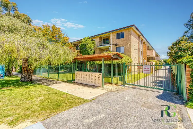 16/33 Point Walter Road, Bicton WA 6157
