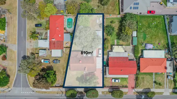 29 Thornlie Avenue, Thornlie WA 6108