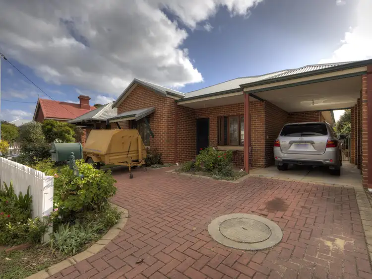 13 Station Street, Guildford WA 6055