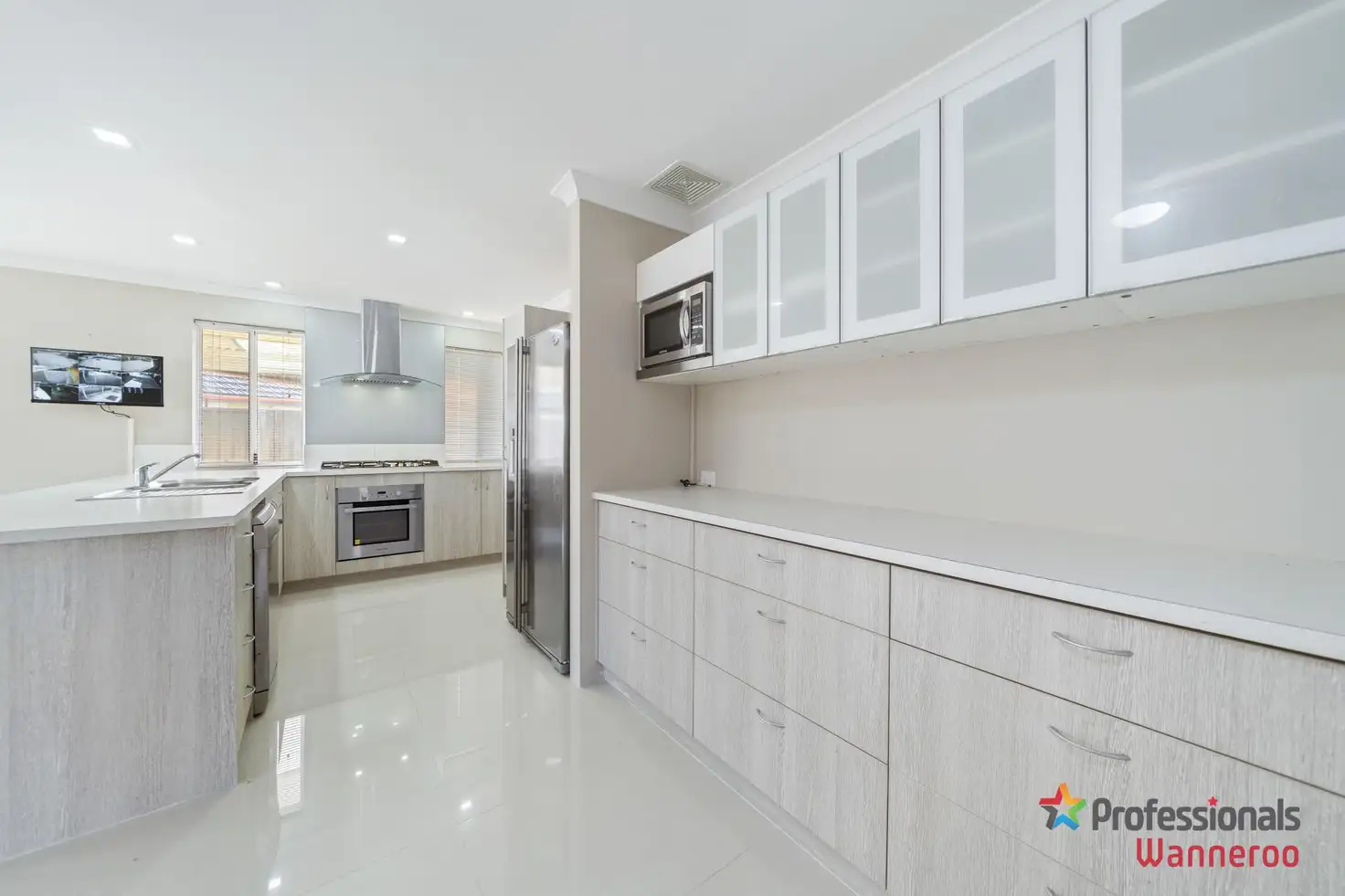 Main view of Homely house listing, 33 Mowbray Grange, Brabham WA 6055