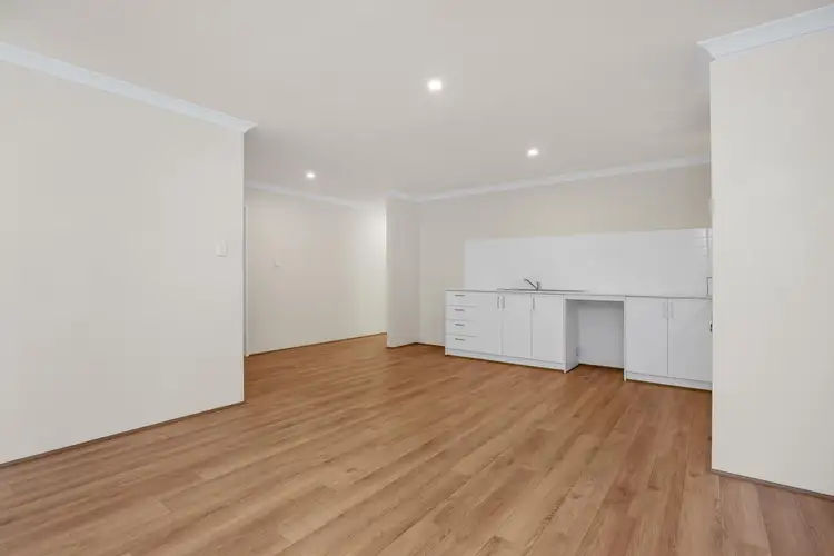 Sixth view of Homely unit listing, 4/35 Morrison Road, Woodbridge WA 6056
