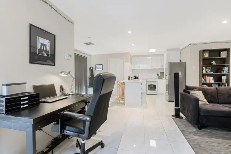 9A Woodchester Road, Nollamara WA 6061