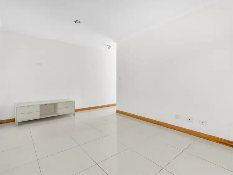 Fourth view of Homely villa listing, 5/57 Ward Crescent, Kelmscott WA 6111
