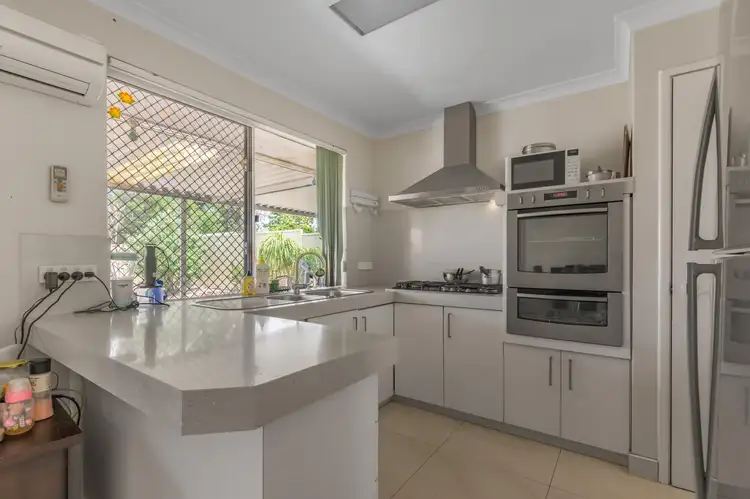 1/218 Yale Road, Thornlie WA 6108