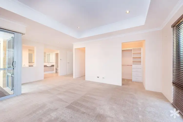 Seventh view of Homely house listing, 5 Bluebeech Way, Piara Waters WA 6112