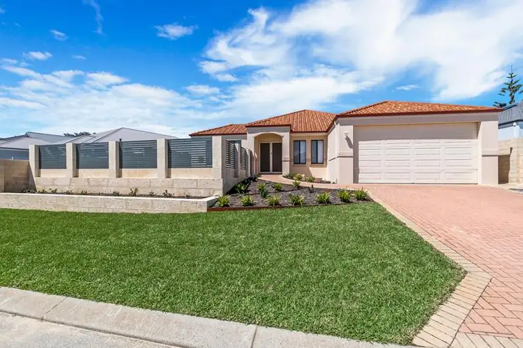 12 Endeavour Circle, Wannanup WA 6210