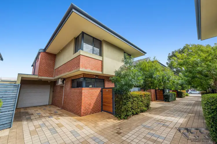 3/13-17 Groves Avenue, Attadale WA 6156