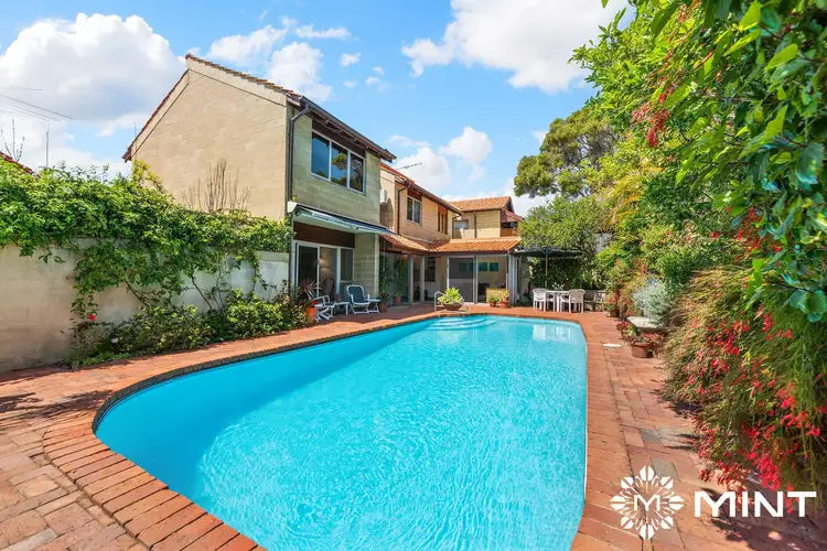 4/15 Freshwater Parade, Claremont WA 6010