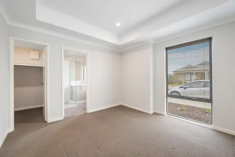Second view of Homely house listing, 10 Aquila Loop, Piara Waters WA 6112