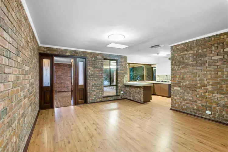 Second view of Homely house listing, 6 Kestrel Way, Yangebup WA 6164