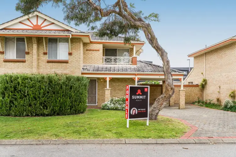 2/4 Sepia Court, Rockingham WA 6168