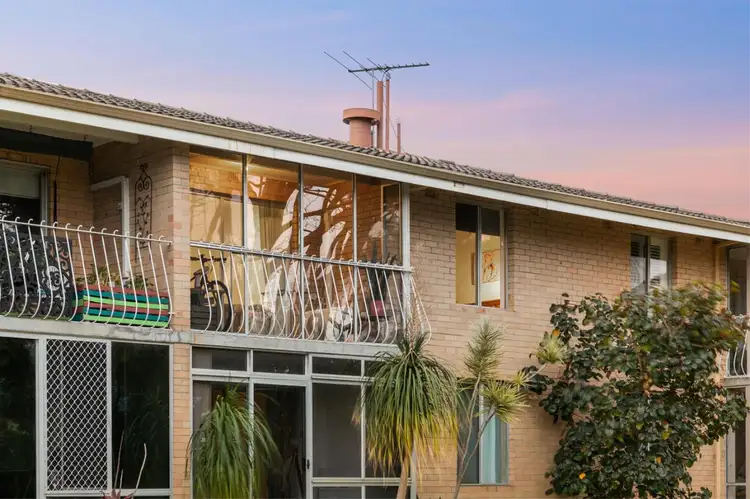 8/7 Third Avenue East, Maylands WA 6051