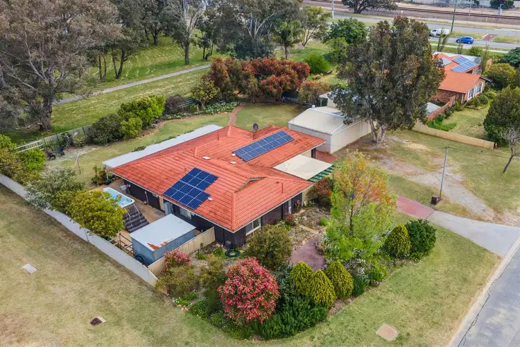 3 Vera Street, Gosnells WA 6110