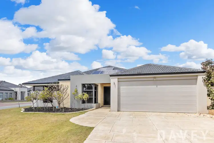 77 Belvoir Parkway, Darch WA 6065