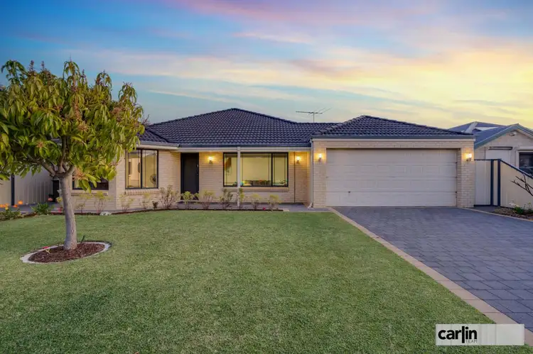 11 Montgomery Drive, Success WA 6164
