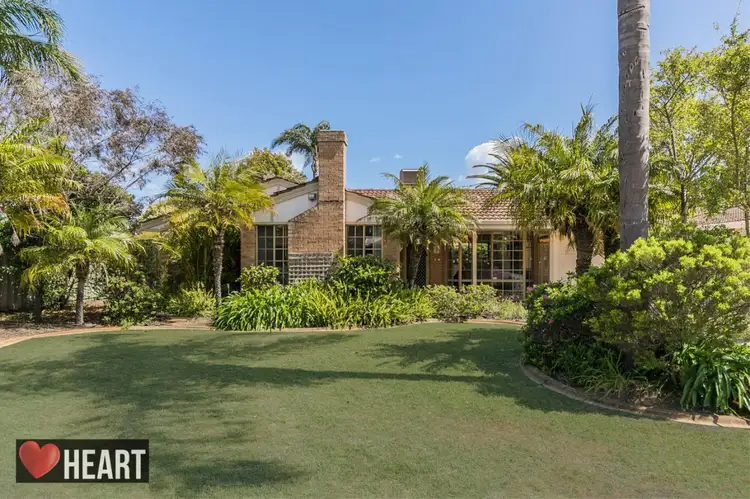 11 Farmhouse Drive, Bibra Lake WA 6163