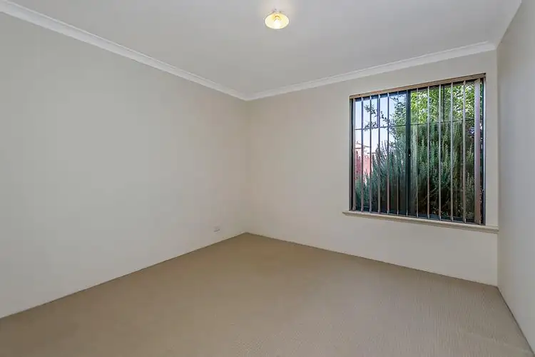 Fifth view of Homely unit listing, 3/52 Gnangara Drive, Waikiki WA 6169