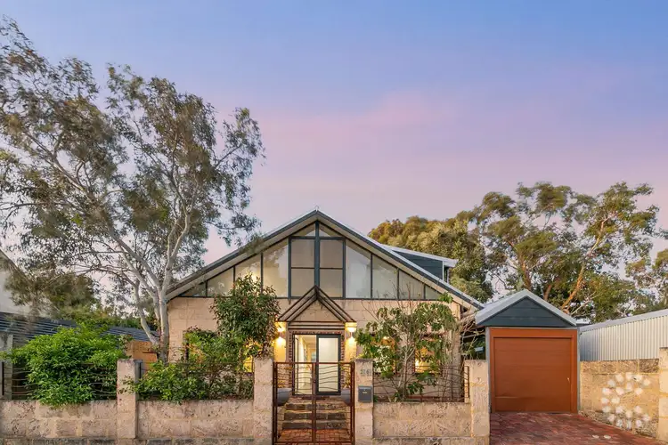 26 Trusting Lane, White Gum Valley WA 6162