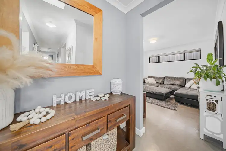 Third view of Homely house listing, 6 Starflower Grove, Beeliar WA 6164