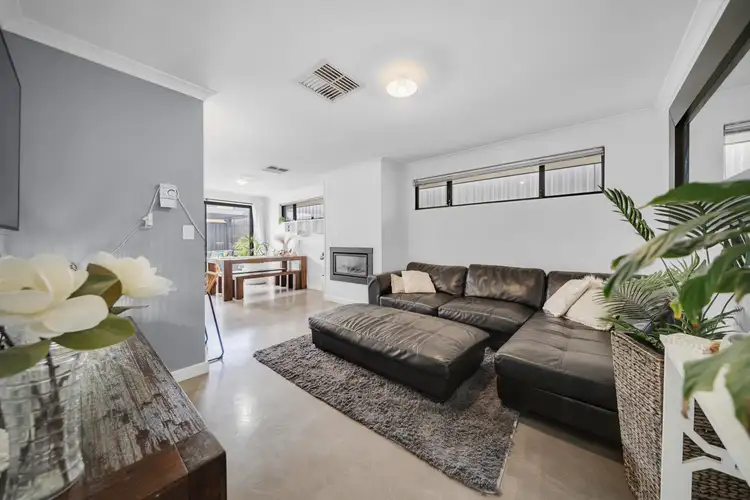 Fourth view of Homely house listing, 6 Starflower Grove, Beeliar WA 6164