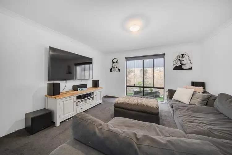 Fifth view of Homely house listing, 6 Starflower Grove, Beeliar WA 6164