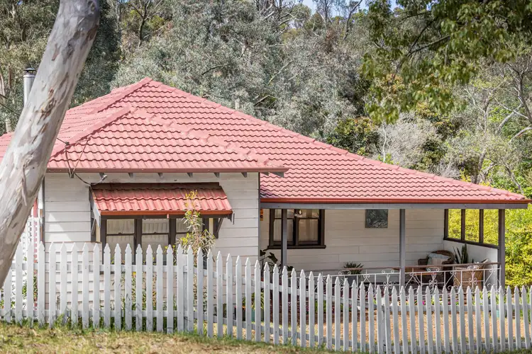 5 Owen Road, Parkerville WA 6081