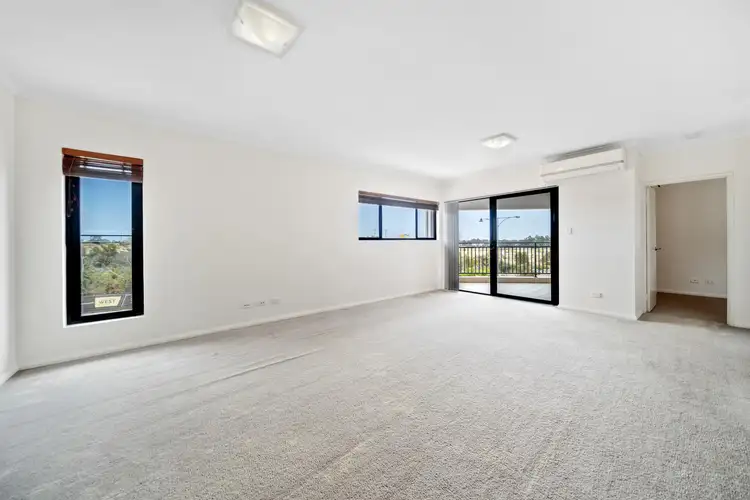 Sixth view of Homely apartment listing, 52/2 Stockton Bend, Cockburn Central WA 6164