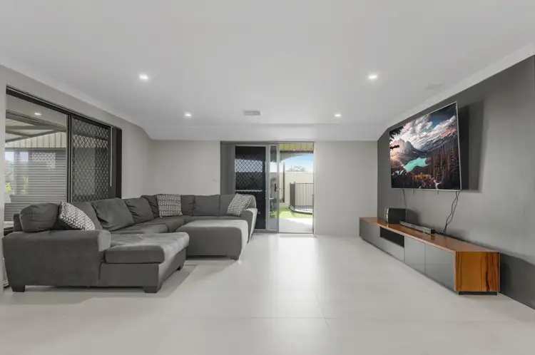 Fifth view of Homely house listing, 6 Yirel Close, Bertram WA 6167