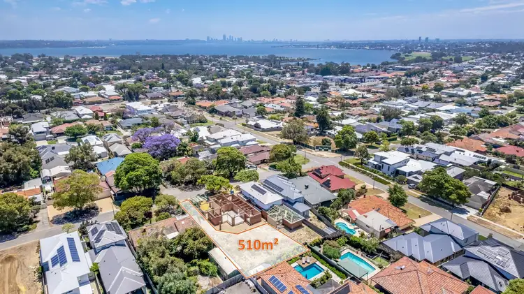 18B Kennedy Street, Melville WA 6156