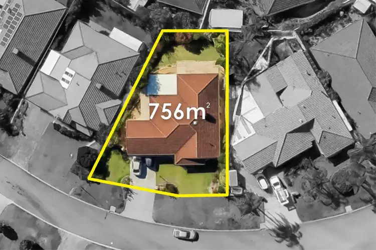 32 McKivett Crescent, Leeming WA 6149