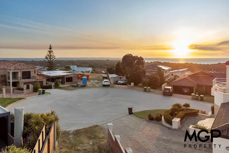 6 Cyprus Court, Coogee WA 6166