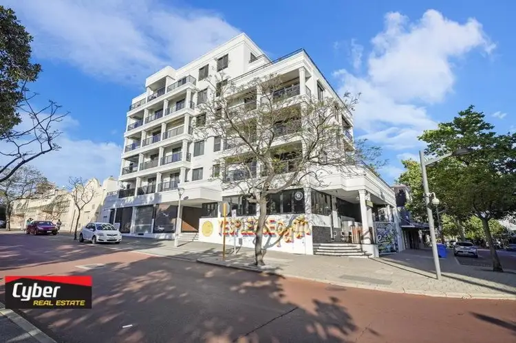 8/182 James Street