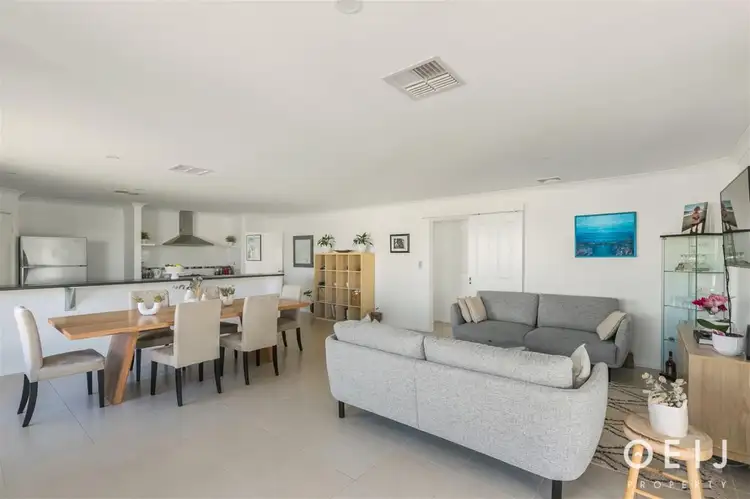13 Teocote Crescent, Aubin Grove WA 6164