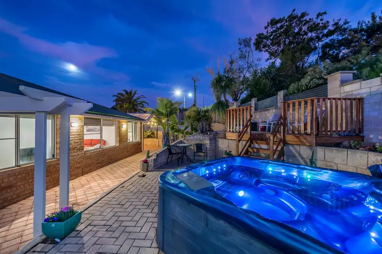 Third view of Homely house listing, 6 AIRDRIE CORNER, Kinross WA 6028