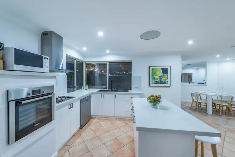 Sixth view of Homely house listing, 6 AIRDRIE CORNER, Kinross WA 6028