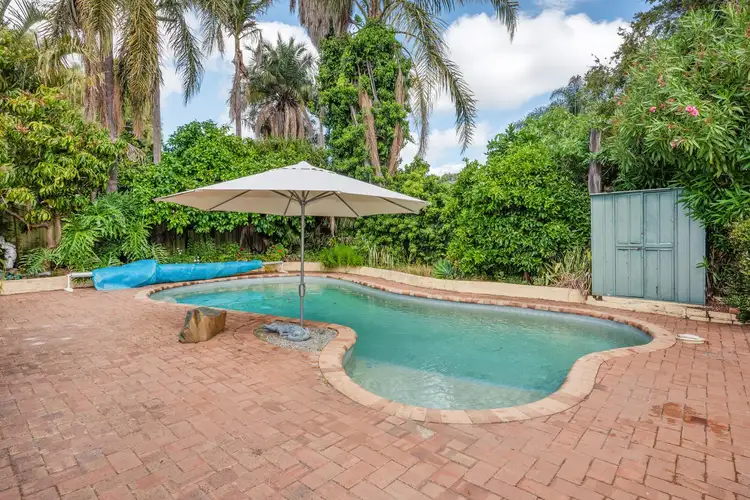 6 Sherbourne Way, Armadale WA 6112