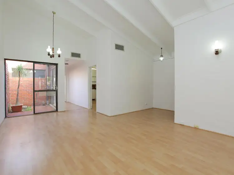 Fifth view of Homely villa listing, 1/29 Ardross Street, Applecross WA 6153