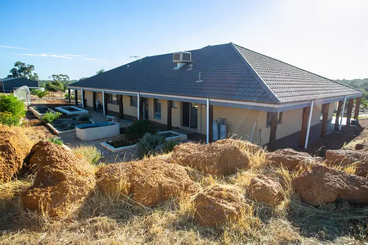 383 Morley Road, Lower Chittering WA 6084