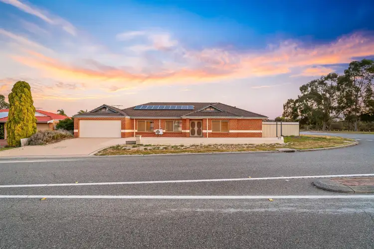 2 Barcombe Way, Leeming WA 6149