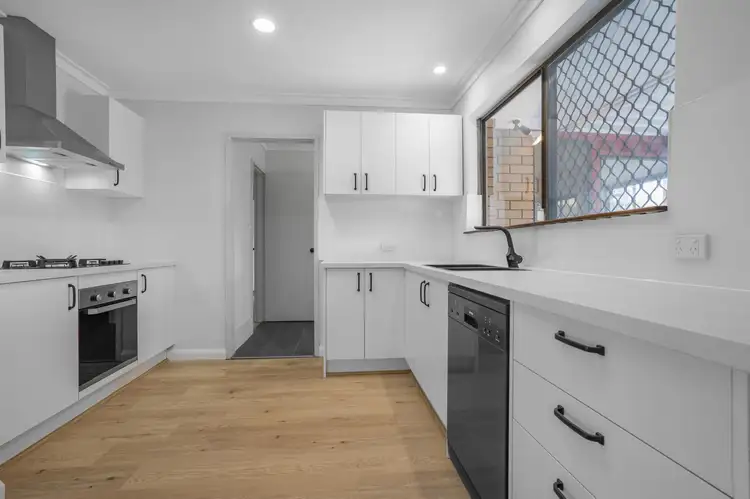 23 Ovens Road, Thornlie WA 6108