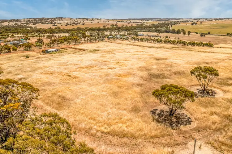 41 McKenna Close, Bejoording WA 6566